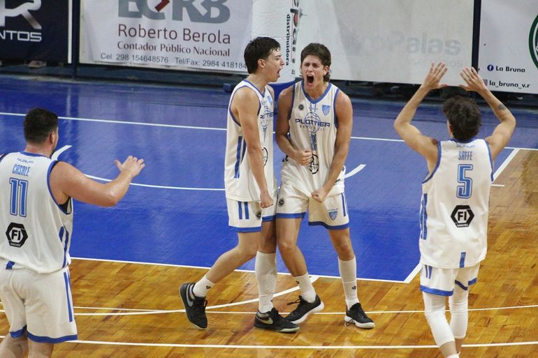 Morandini y Tapia festejan en la victoria del lunes. Fotos: gentileza Beto Troncozo