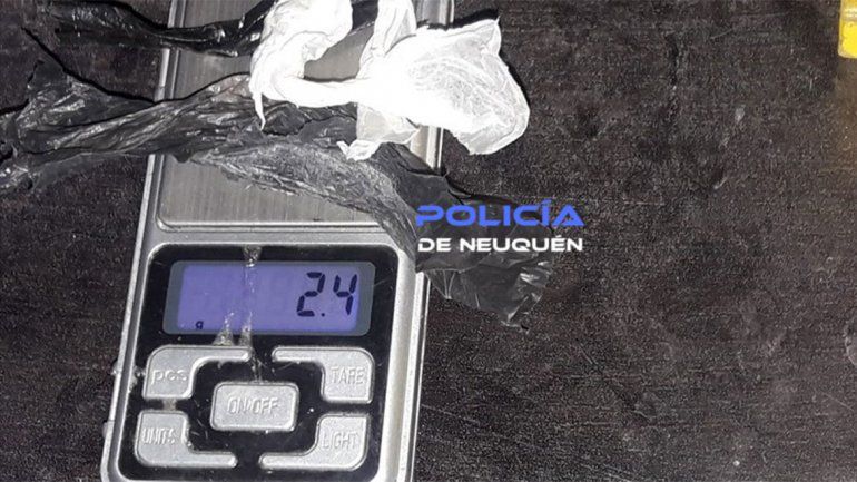 Lo paró la policía por realizar maniobras peligrosas y le encontraron drogas