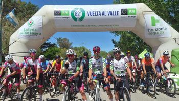 La Vuelta al Valle corrió su cuarta etapa. La Vuelta al Valle corrió su cuarta etapa.