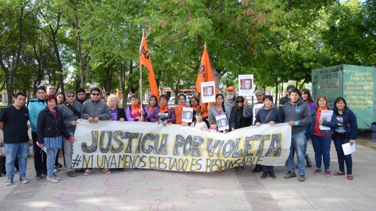 Familiares y organizaciones se reunieron en la plaza San Martín.
