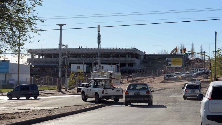 Al lado de la nueva Muni hay un barrio sin agua ni cloacas