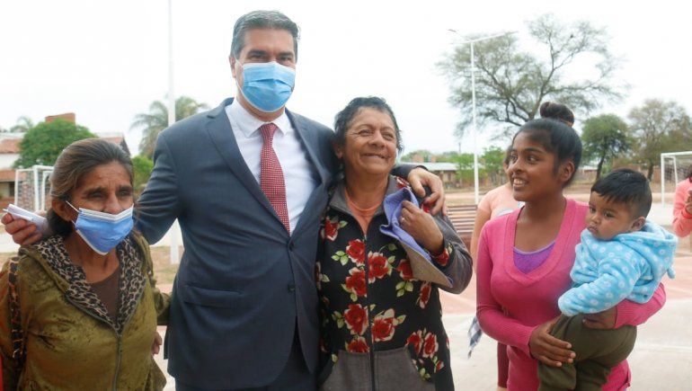 Tenso cruce entre Capitanich y un grupo de docentes en Chaco