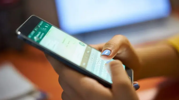 WhatsApp puede suspender cuentas por amenazas, estafas, acoso o envíos masivos. WhatsApp puede suspender cuentas por amenazas, estafas, acoso o envíos masivos.