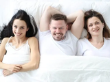 La fantasía sexual del trío tiene su día y se celebra este 3 de marzo / Foto Ilustrativa