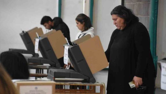 Desaparecieron 16 partidos políticos neuquinos por no presentar la documentación: cuáles son