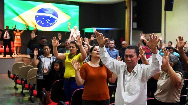 En la iglesia evangélica Asamblea de Dios apoyan fuerte a Bolsonaro.