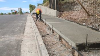 La obra del asfalto avanza en Terrazas del Neuquén La obra del asfalto avanza en Terrazas del Neuquén