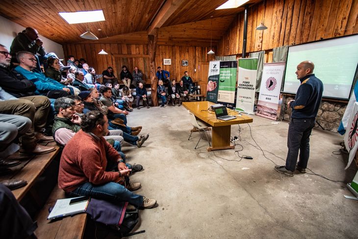 Marcos Lauge, director de Ganadería y Salud Animal de la subsecretaría de Producción de Neuquén. Foto: Leo Casanova. Marcos Lauge, director de Ganadería y Salud Animal de la subsecretaría de Producción de Neuquén. Foto: Leo Casanova.