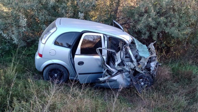 Ruta 151: conductor realizó una maniobra peligrosa y chocó contra un camión