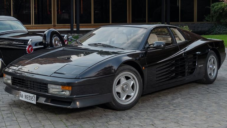 La Ferrari Testarossa negra de Diego Maradona en la actualidad. Foto: Instagram @iconossobreruedas.