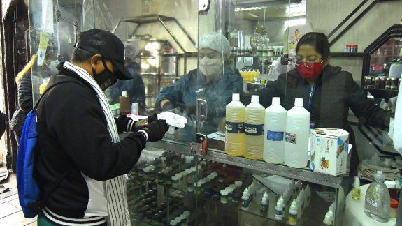 Bolivia: crece la ingesta de un peligroso desinfectante