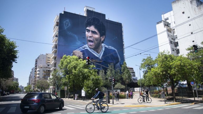 Las paredes con el Diego