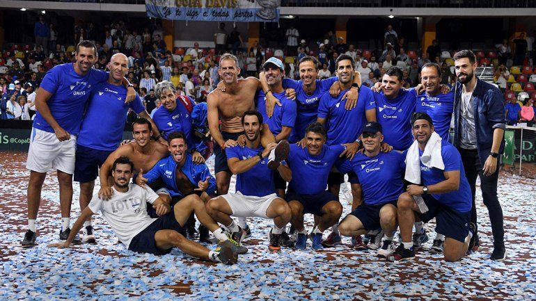 Argentina hizo de tripas corazón, pasó a Chile y sueña con más