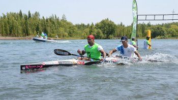 la regata del rio negro es muy familiar la regata del rio negro es muy familiar