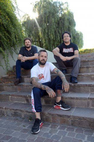 Tomás Watkins, Cristián Carrasco y Bruno Revello, creadores de Almacén Literario.