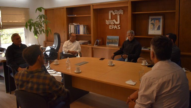 EPAS y Muni de Centenario avanzaron en la solución para Nueva España