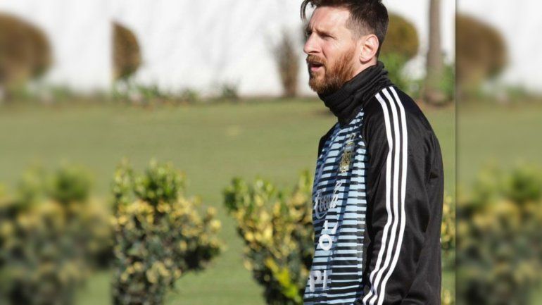 Mirá el lujo que tiró Messi en la primera práctica con la Selección