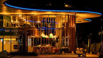 YPF es el líder de la venta de café. YPF es el líder de la venta de café.