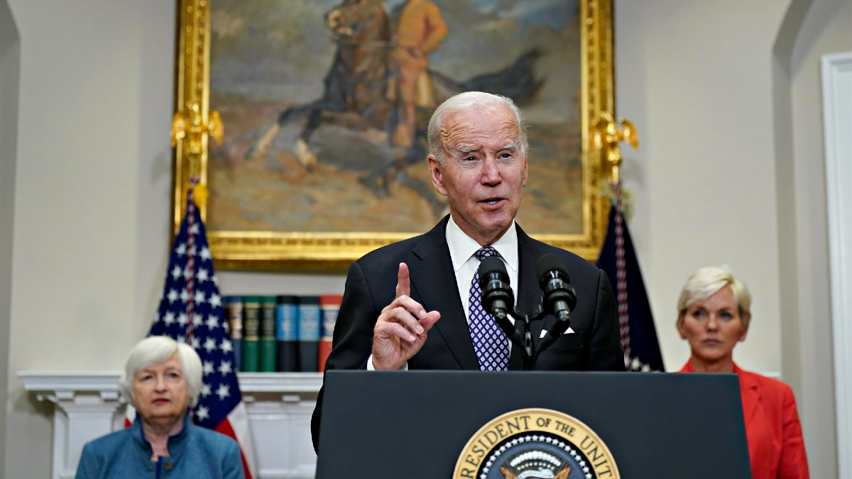 Biden pide un impuesto a la renta inesperada thumbnail