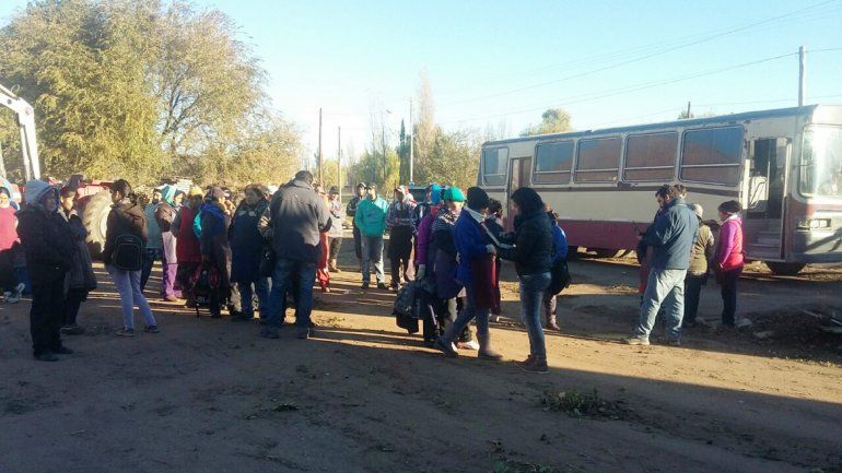 Allanaron una empresa de Plottier y detectaron explotación laboral: cobraban 2500 pesos por quincena