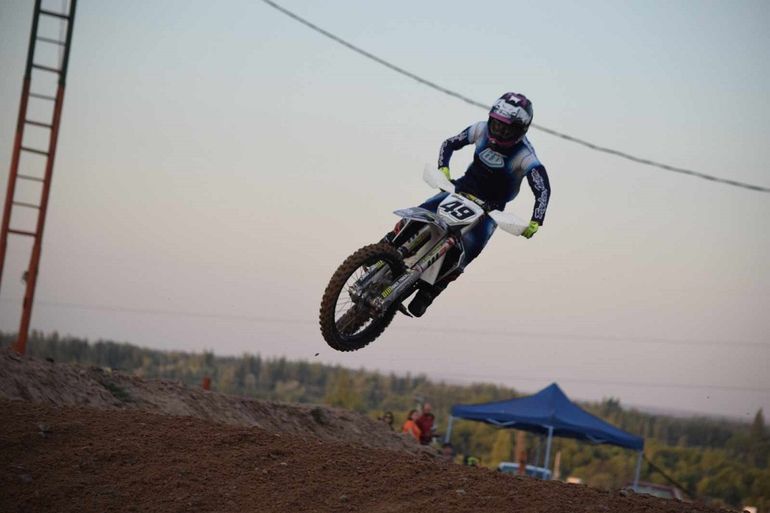 Después de varios accidentes en La Barda, Moyano fue el campeón del Supercross