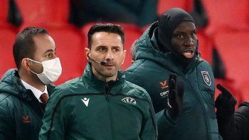 el oscuro pasado del arbitro del escandalo racista en champions el oscuro pasado del arbitro del escandalo racista en champions