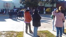 municipales de ate de las lajas iniciaron una toma por reclamo salarial
