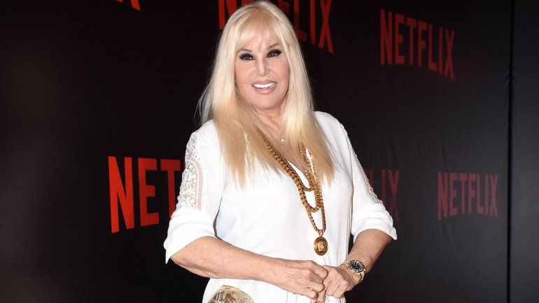 A la diva le dieron el alta ayer y el domingo conducirá su programa