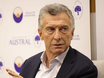 Macri cruzó a Menem y criticó a Milei. Foto: La Nación. Macri cruzó a Menem y criticó a Milei. Foto: La Nación.