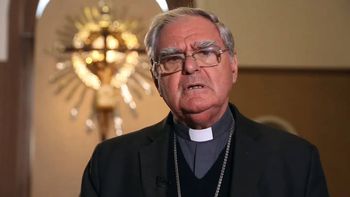 Monseñor Oscar Ojea.jpg