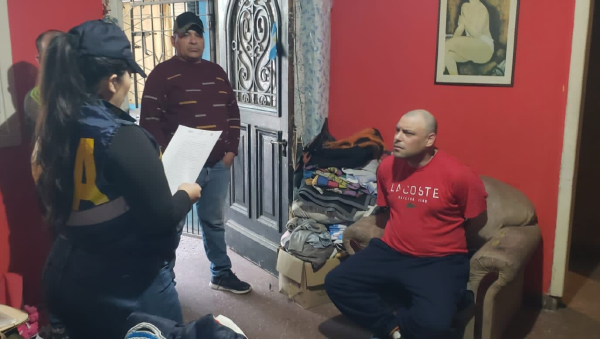 Detienen al periodista Ezequiel Guazzora