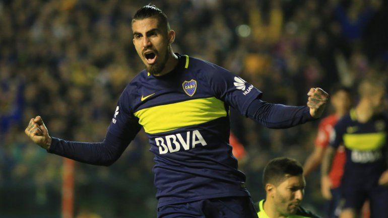 Detienen a un ex Boca por golpear a su suegro y agredir a policías