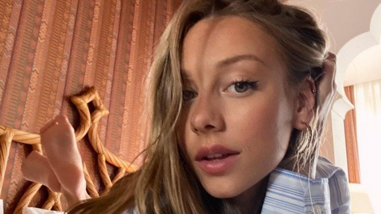 Acusan a Ester Expósito de ignorar a sus fans