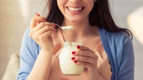 ANMAT prohibió la venta de un conocido yogurt: ¿cuál marca no hay que comprar?