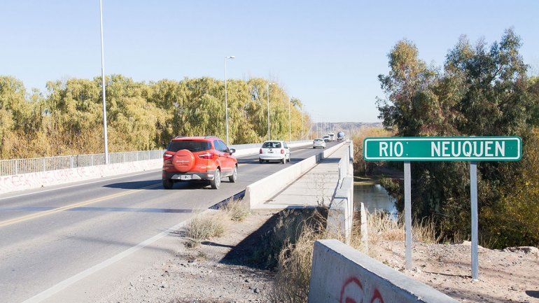 Uno de cada tres vehículos circula por el nuevo puente