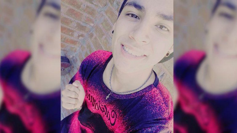 Insólito: pibe roquense se ofrece como rompebodas a través de Facebook