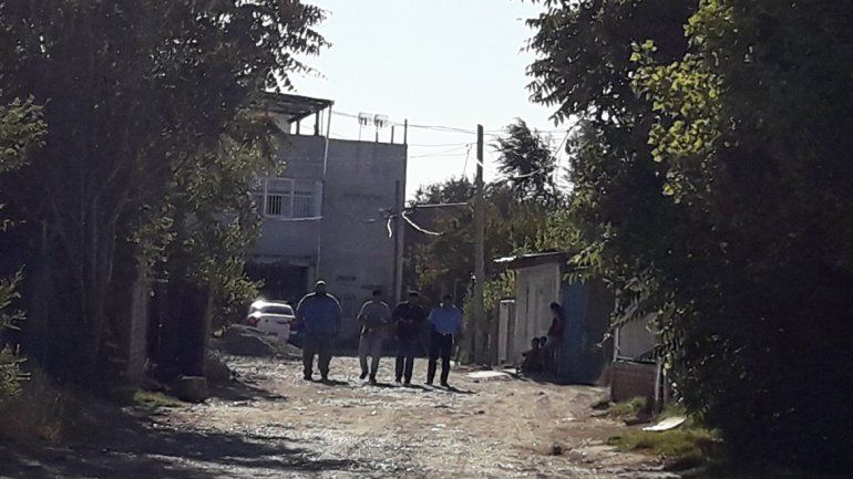 Apuñalaron a un joven para robarle las zapatillas