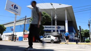 Cómo avanza la investigación por el intento de robo en el Carrefour | LM Neuquen Cómo avanza la investigación por el intento de robo en el Carrefour
