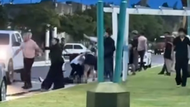 La policía detuvo a un joven de 30 año, luego de identificarlo como el principal responsable del crimen. | LM Neuquen La policía detuvo a un joven de 30 año, luego de identificarlo como el principal responsable del crimen.