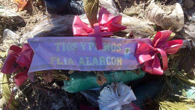 Usaron tierra y ofrendas del cementerio para tapar una zanja