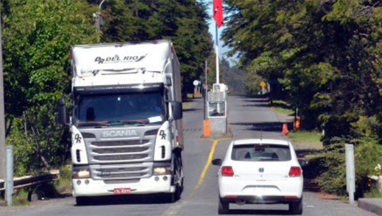 Preocupa el tránsito de camioneros chilenos por Villa la Angostura
