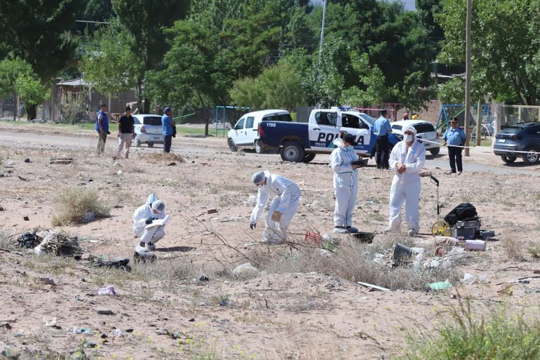 Encontraron un hombre muerto en una zanja del barrio Almafuerte