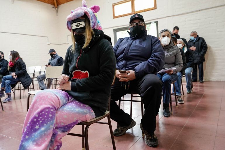 San Martín: fue a votar en pijama de unicornio