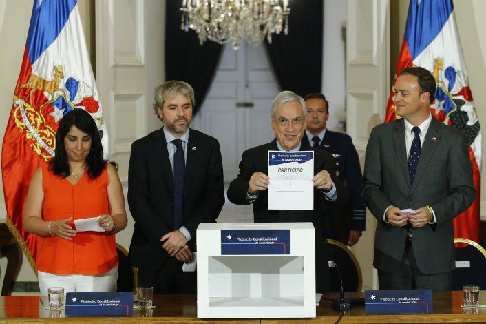 Chile: Sebastián Piñera convocó al histórico plebiscito
