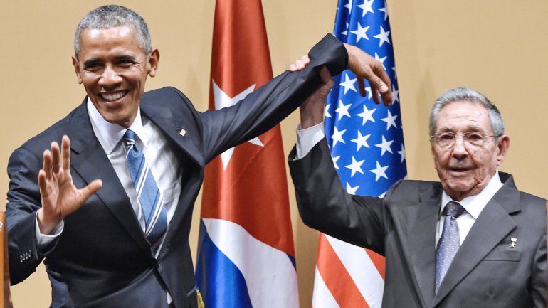 Obama junto a Raúl Castro. Una histórica tapa del Granma de ayer reflejó la visita.