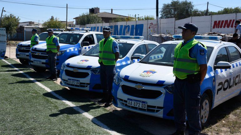 El Gobierno encaró un plan de renovación y equipamiento de la Policía.
