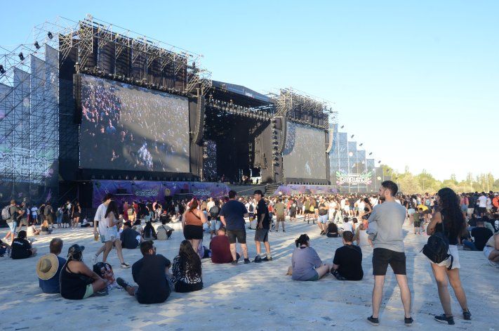 La Fiesta de la Confluencia ya convocó a más de 700 mil personas en tres jornadas / Foto