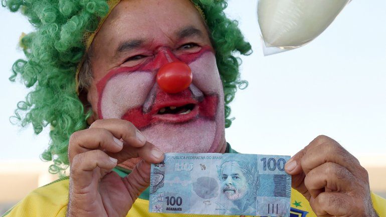 Un Lula trucho de 100 reales