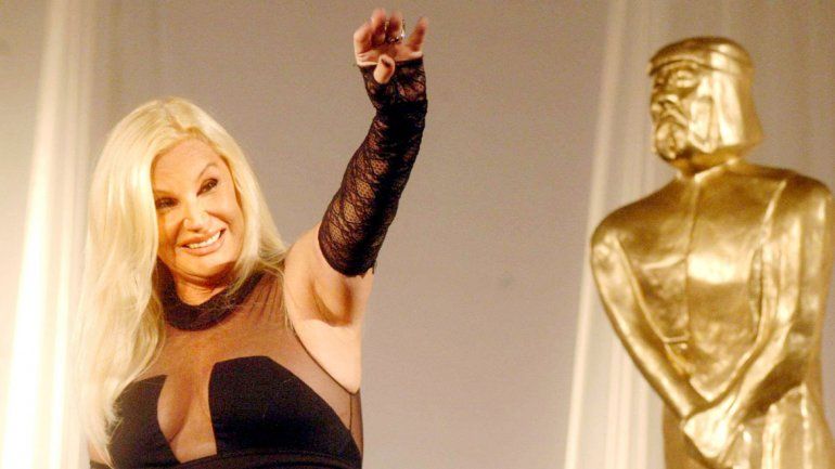 Polémica y retirada