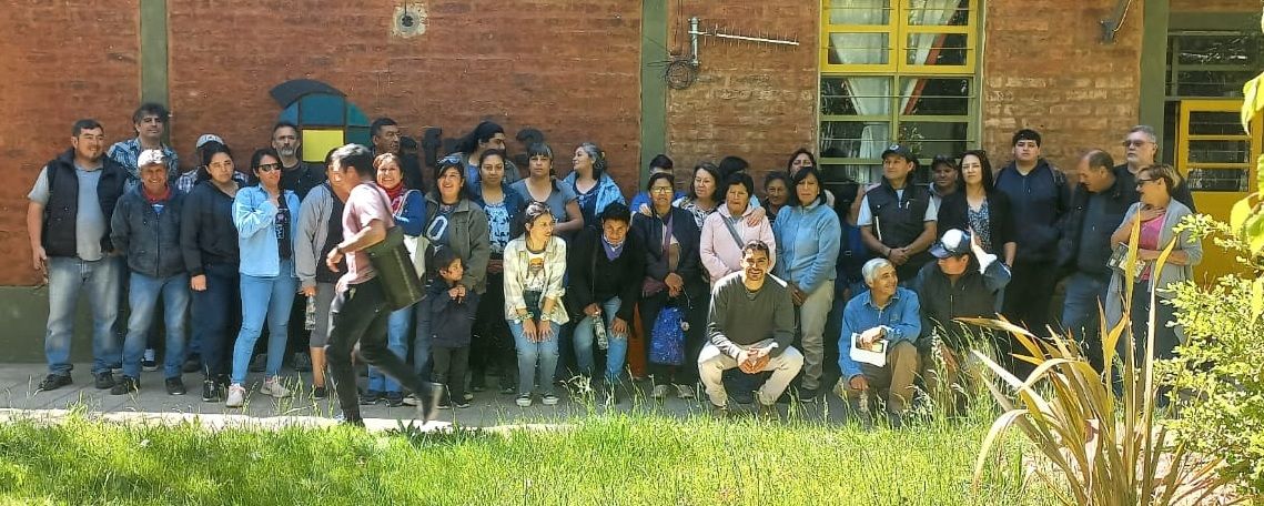 Productores de Picún Leufú trabajan en la implementación de estrategias para mejorar la inserción en los mercados.
